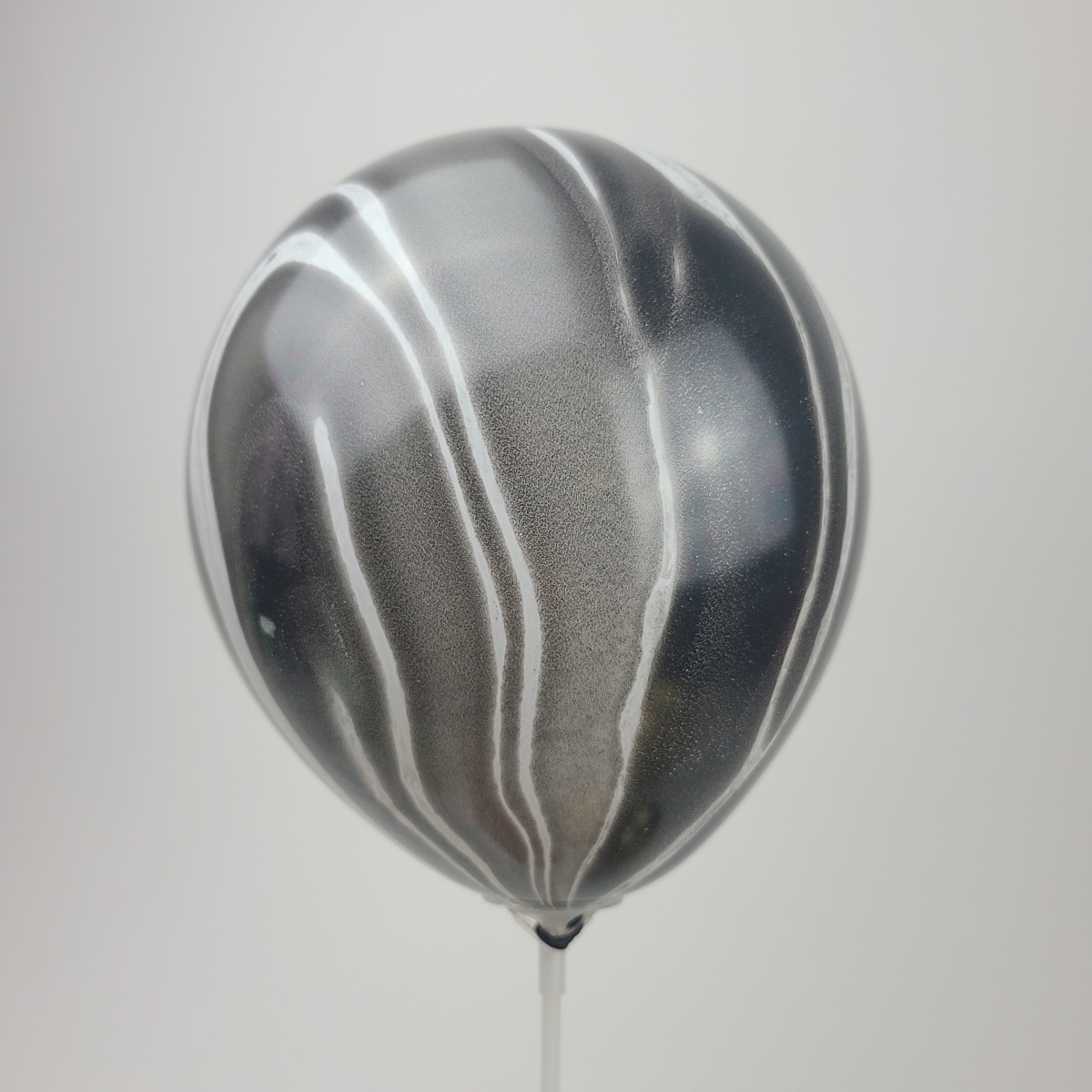 (50) 10" Black & White Marble Agate balloons